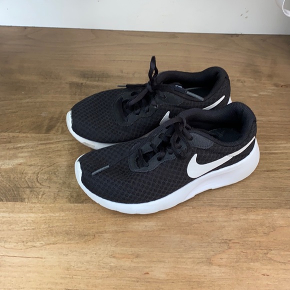 Nike Other - Nike sneakers size 1 little boy (not toddler)